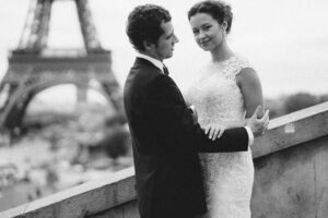 Наталья Русинова с мужем. Фото со свадебного путешествия. Париж.