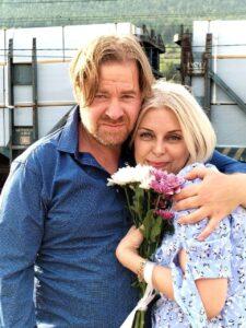 Кадр из фильма "Письма двух сердец" Алексей Барабаш и Наталия Мажуга.