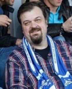 Василий Уткин на трибуне